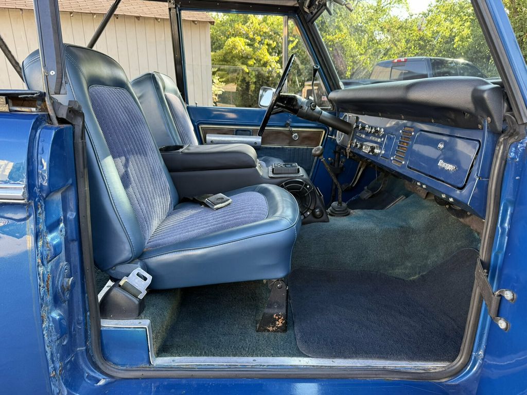 1974 Ford BRONCO Local TN Truck/Bluetooth Stereo/Aluminum Headers/Dana 44 Axles - 23071363 - 29