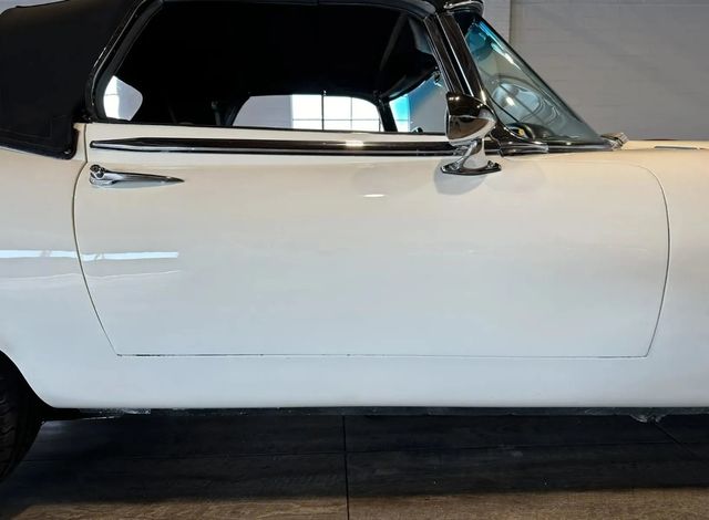 1974 Jaguar E Type Roadster - 22938514 - 11