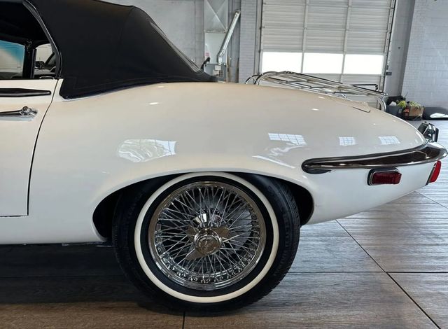 1974 Jaguar E Type Roadster - 22938514 - 14