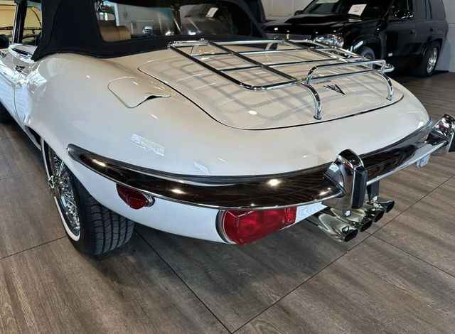 1974 Jaguar E Type Roadster - 22938514 - 17