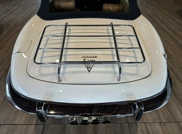 1974 Jaguar E Type Roadster - 22938514 - 18