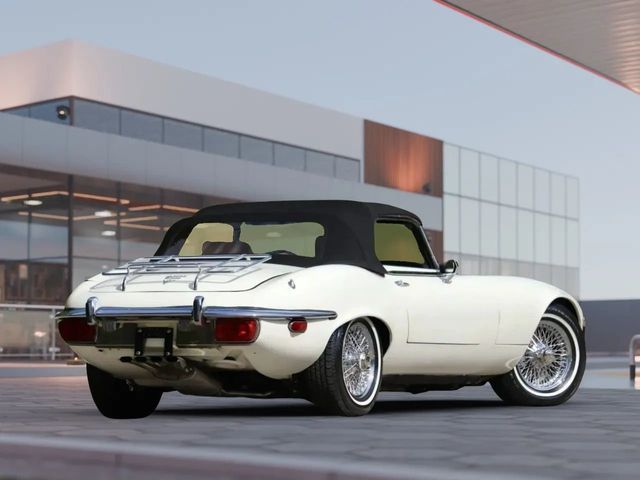1974 Jaguar E Type Roadster - 22938514 - 2