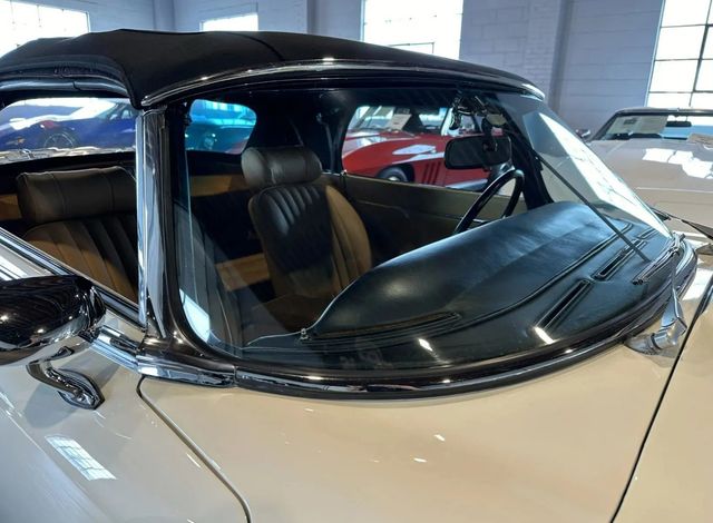 1974 Jaguar E Type Roadster - 22938514 - 7