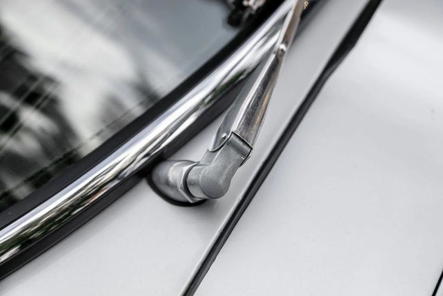 1974 Jaguar XKE 1974 Jaguar XKE ROADSTER Beautifully Restored! - 21347967 - 12