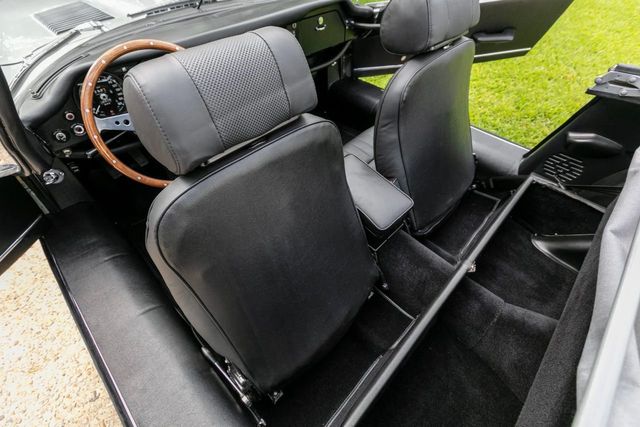 1974 Jaguar XKE 1974 Jaguar XKE ROADSTER Beautifully Restored! - 21347967 - 46