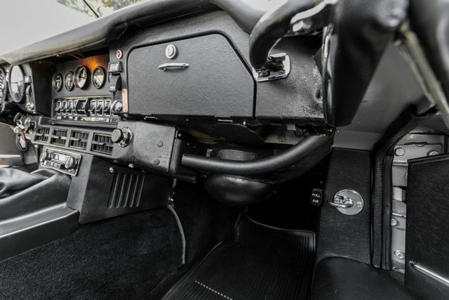 1974 Jaguar XKE 1974 Jaguar XKE ROADSTER Beautifully Restored! - 21347967 - 50