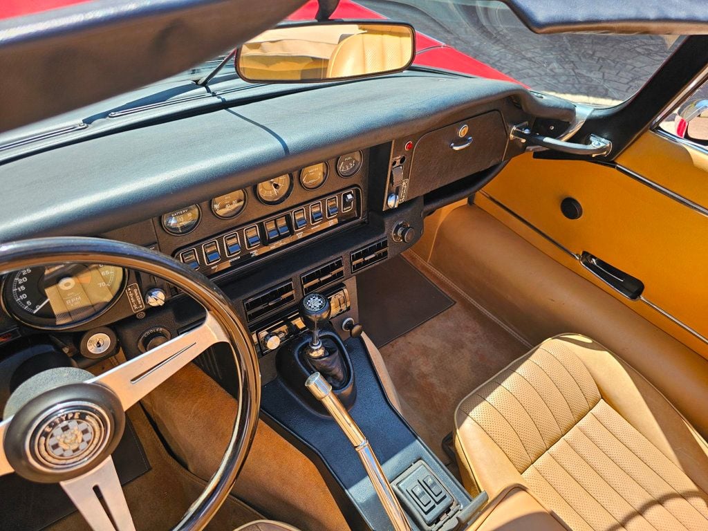 1974 Jaguar XKE ROADSTER  - 22556597 - 43