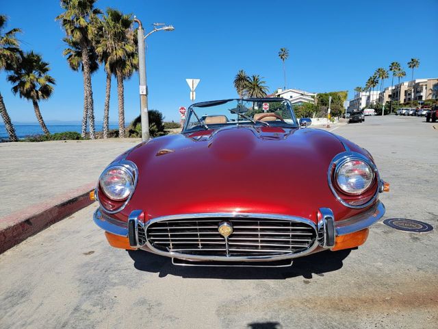 1974 Jaguar XKE ROADSTER 1974 Jaguar XKE ROADSTER Convertible Beautifully Restored! - 21185779 - 2