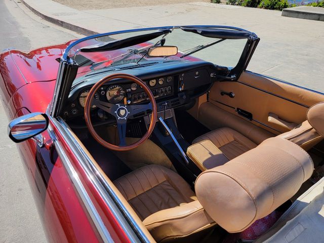 1974 Jaguar XKE ROADSTER 1974 Jaguar XKE ROADSTER Convertible Beautifully Restored! - 21185779 - 33