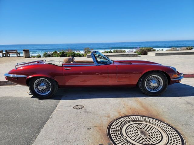 1974 Jaguar XKE ROADSTER 1974 Jaguar XKE ROADSTER Convertible Beautifully Restored! - 21185779 - 4