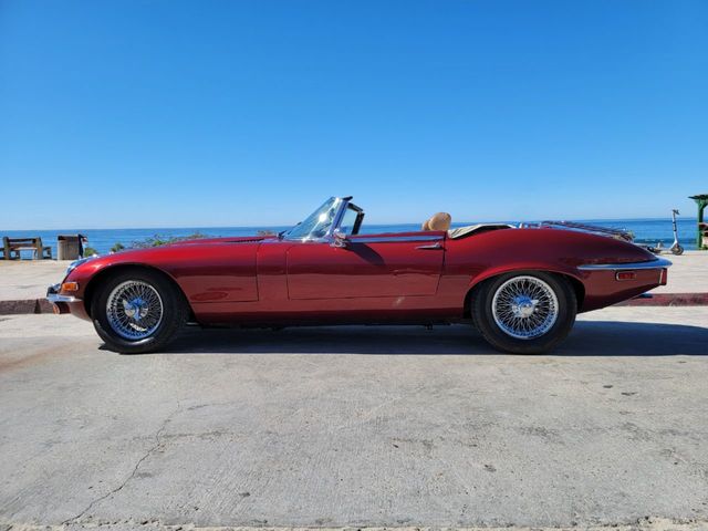 1974 Jaguar XKE ROADSTER 1974 Jaguar XKE ROADSTER Convertible Beautifully Restored! - 21185779 - 43