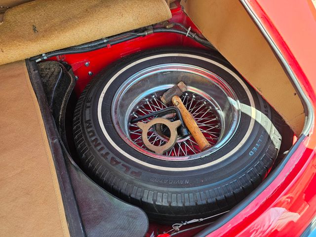 1974 Jaguar XKE ROADSTER 1974 JAGUAR XKE ROADSTER RARE 5 SPEED - 22556597 - 71