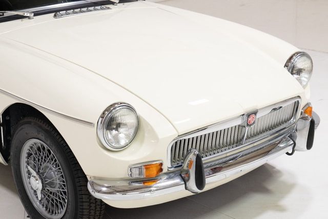 1974 MG MGB ROADSTER RHD FULLY RESTORED IN THE UK - 22165478 - 16