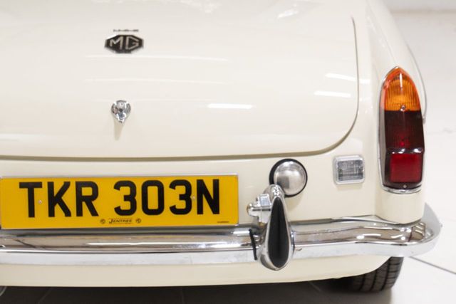 1974 MG MGB ROADSTER RHD FULLY RESTORED IN THE UK - 22165478 - 19