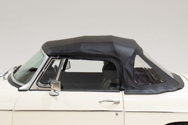 1974 MG MGB ROADSTER RHD FULLY RESTORED IN THE UK - 22165478 - 25