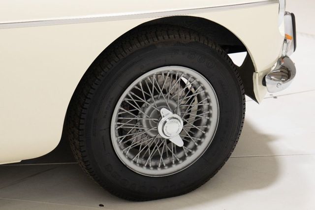 1974 MG MGB ROADSTER RHD FULLY RESTORED IN THE UK - 22165478 - 35