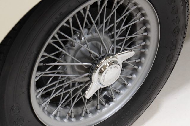 1974 MG MGB ROADSTER RHD FULLY RESTORED IN THE UK - 22165478 - 36