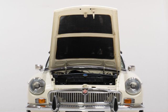 1974 MG MGB ROADSTER RHD FULLY RESTORED IN THE UK - 22165478 - 38