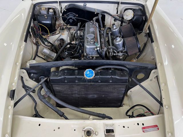 1974 MG MGB ROADSTER RHD FULLY RESTORED IN THE UK - 22165478 - 41