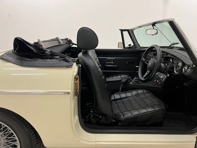 1974 MG MGB ROADSTER RHD FULLY RESTORED IN THE UK - 22165478 - 59