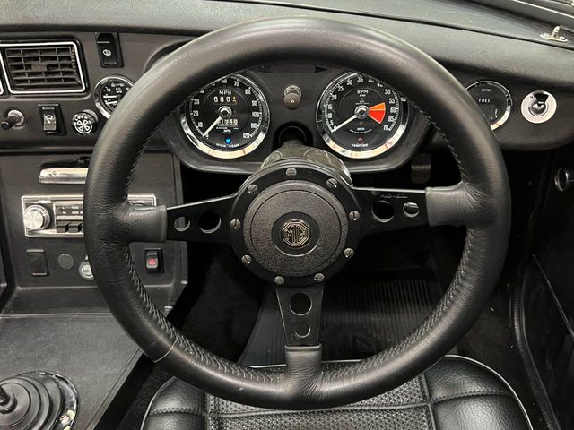 1974 MG MGB ROADSTER RHD FULLY RESTORED IN THE UK - 22165478 - 68