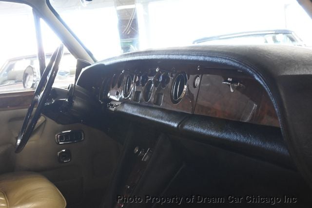 1974 Rolls-Royce Silver Shadow  - 21899544 - 18