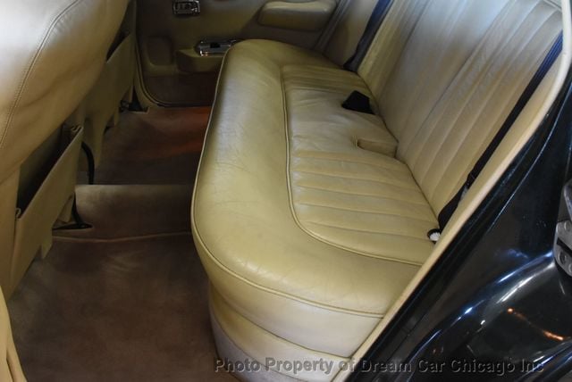 1974 Rolls-Royce Silver Shadow  - 21899544 - 24