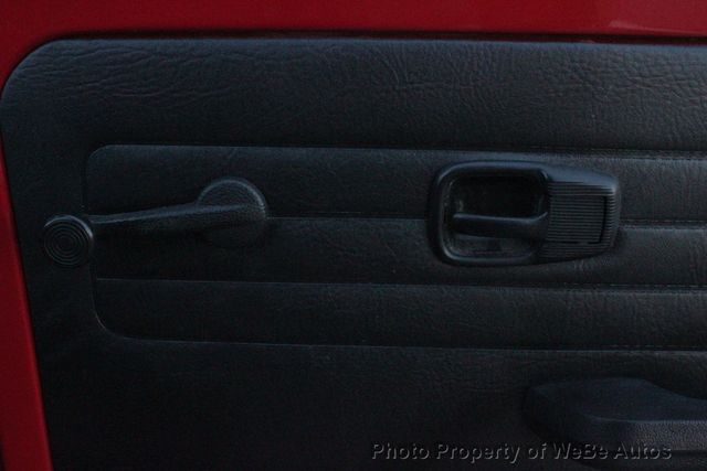 1974 Volkswagen Super Beetle Convertible - 22969571 - 64