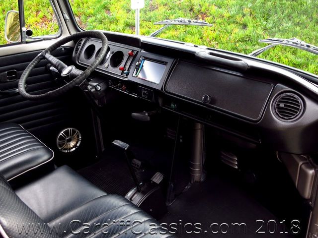 1974 Volkswagen T2 Bus Westfalia Campmobile - 15784858 - 15