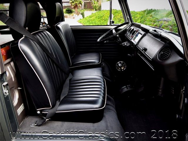 1974 Volkswagen T2 Bus Westfalia Campmobile - 15784858 - 17