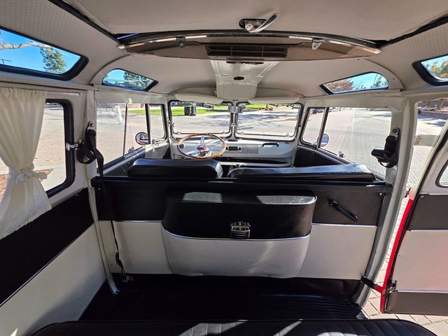 1974 VOLKSWAGEN Type 2 Kombi 23 Windows  - 22958887 - 24