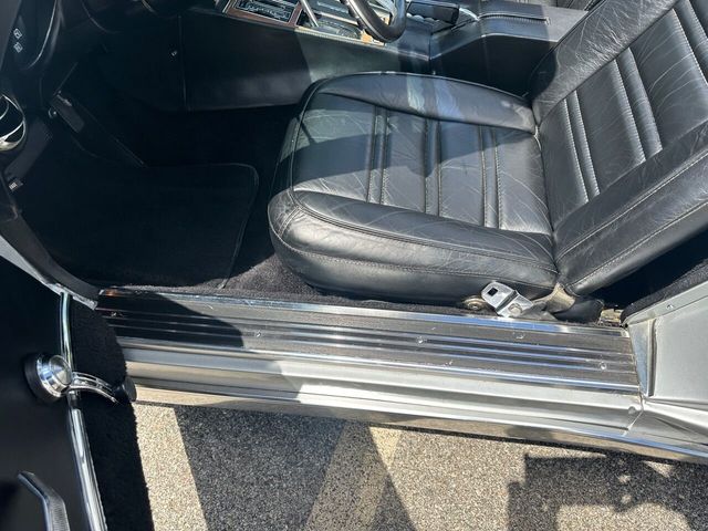 1975 Chevrolet Corvette 350 CI V-8, Automatic, Air Conditioning - 22439617 - 54