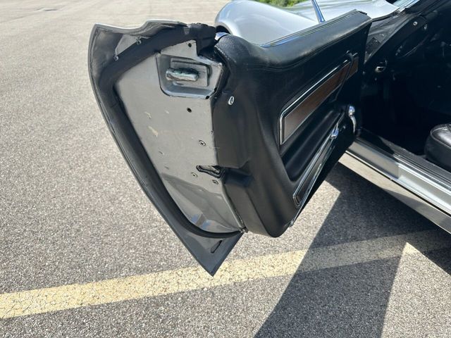 1975 Chevrolet Corvette 350 CI V-8, Automatic, Air Conditioning - 22439617 - 55