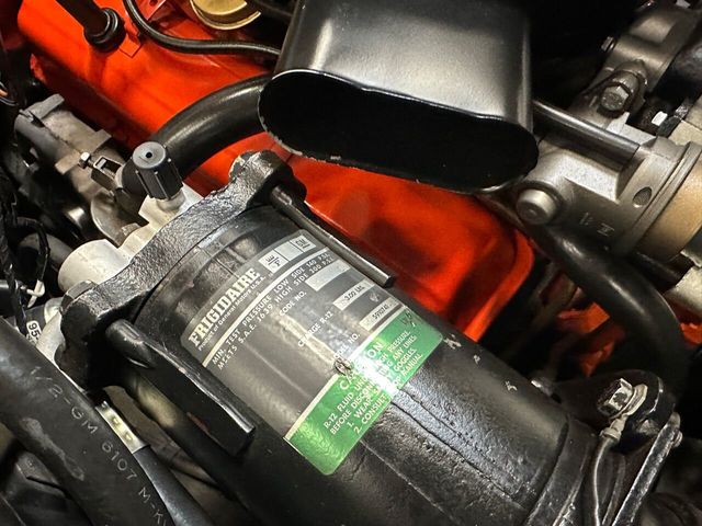 1975 Chevrolet Corvette 350 CI V-8, Automatic, Air Conditioning - 22439617 - 60