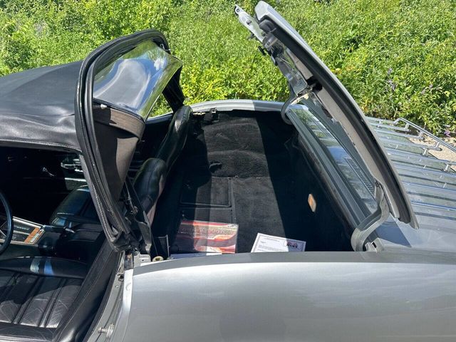 1975 Chevrolet Corvette L-48 350 CI V-8, Automatic, Air Conditioning - 22964804 - 32