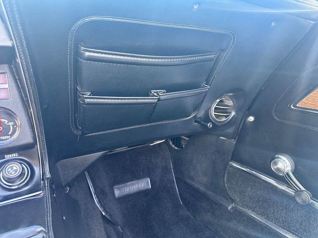 1975 Chevrolet Corvette L-48 350 CI V-8, Automatic, Air Conditioning - 22964804 - 38