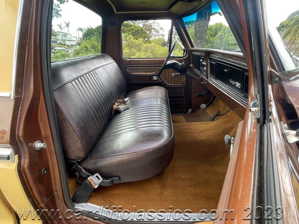 1975 Ford F-250 Camper Special  - 22012176 - 18