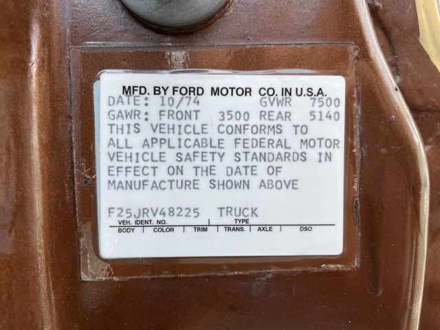 1975 Ford F-250 Camper Special  - 22012176 - 27