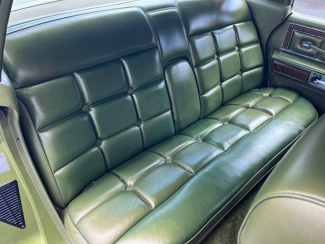 1975 Lincoln Continental  - 22888117 - 27