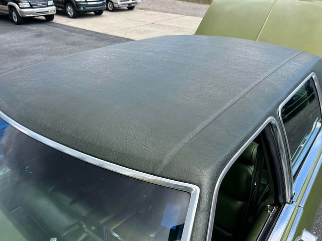 1975 Lincoln Continental  - 22888117 - 38