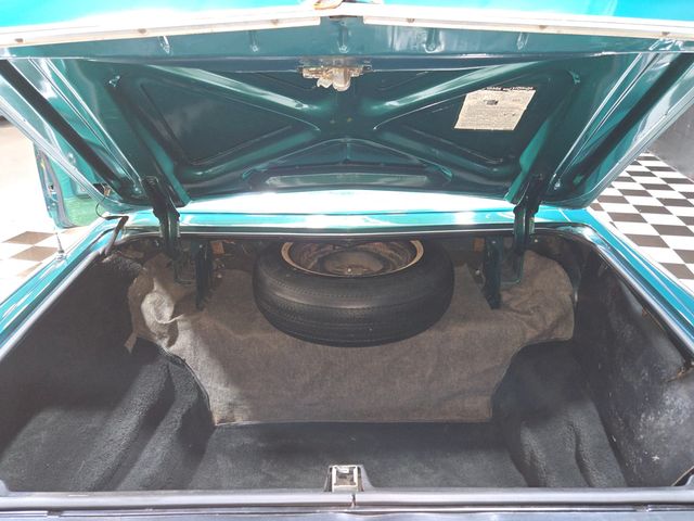 1975 Lincoln Continental Town Coupe - 23056717 - 12