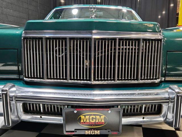 1975 Lincoln Continental Town Coupe - 23056717 - 14