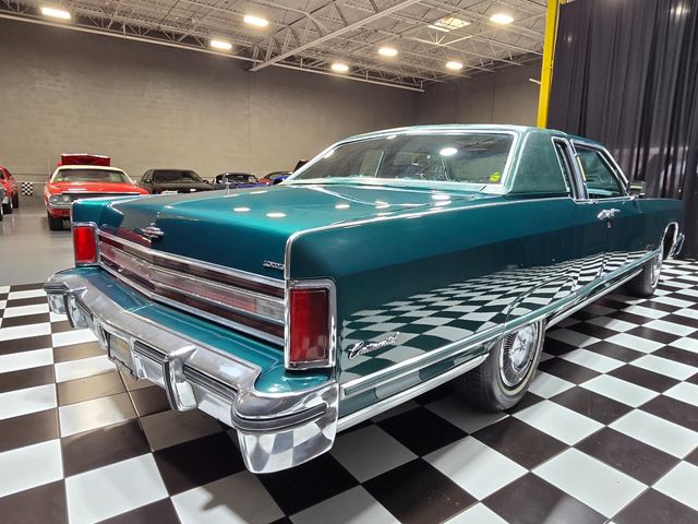 1975 Lincoln Continental Town Coupe - 23056717 - 17