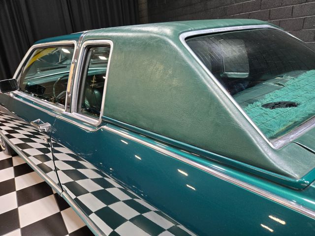 1975 Lincoln Continental Town Coupe - 23056717 - 25