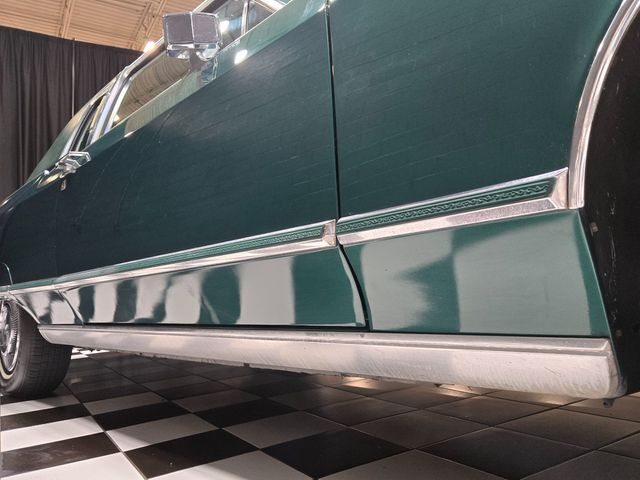 1975 Lincoln Continental Town Coupe - 23056717 - 53