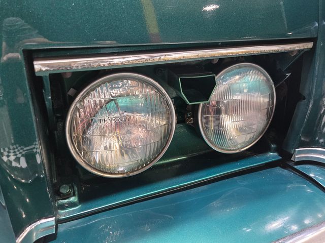 1975 Lincoln Continental Town Coupe - 23056717 - 70