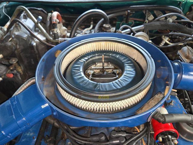 1975 Lincoln Continental Town Coupe - 23056717 - 89