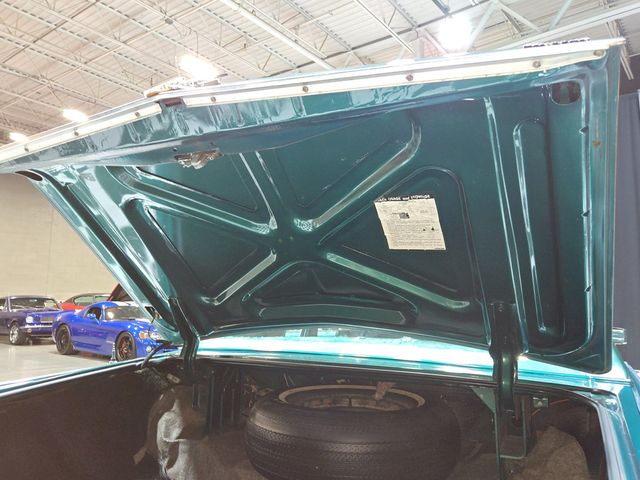 1975 Lincoln Continental Town Coupe - 23056717 - 92
