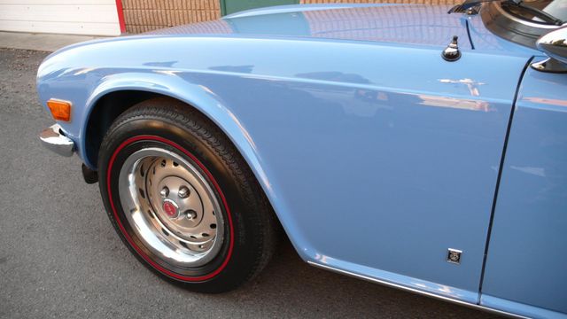 1975 Triumph TR6 RESTORED - 9793856 - 13