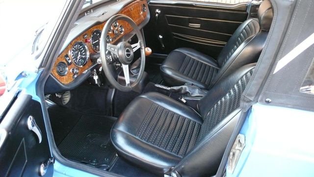 1975 Triumph TR6 RESTORED - 9793856 - 24